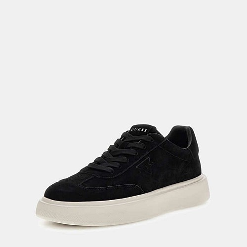 Sneakers 'Plaza' GUESS