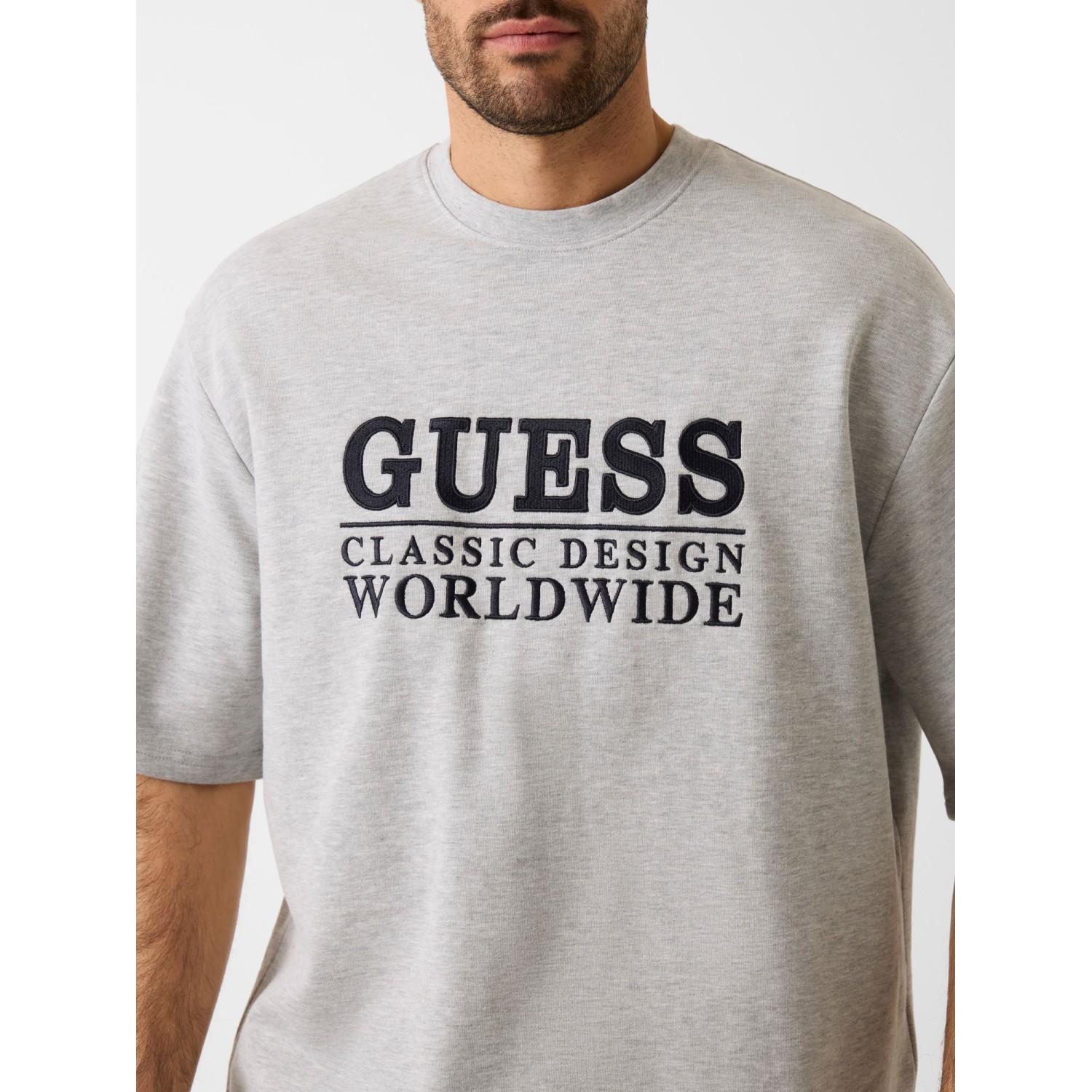 Ανδρική Oversized Μπλούζα Φούτερ με Κέντημα GUESS Ανδρική Oversized Μπλούζα Φούτερ με Κέντημα GUESS