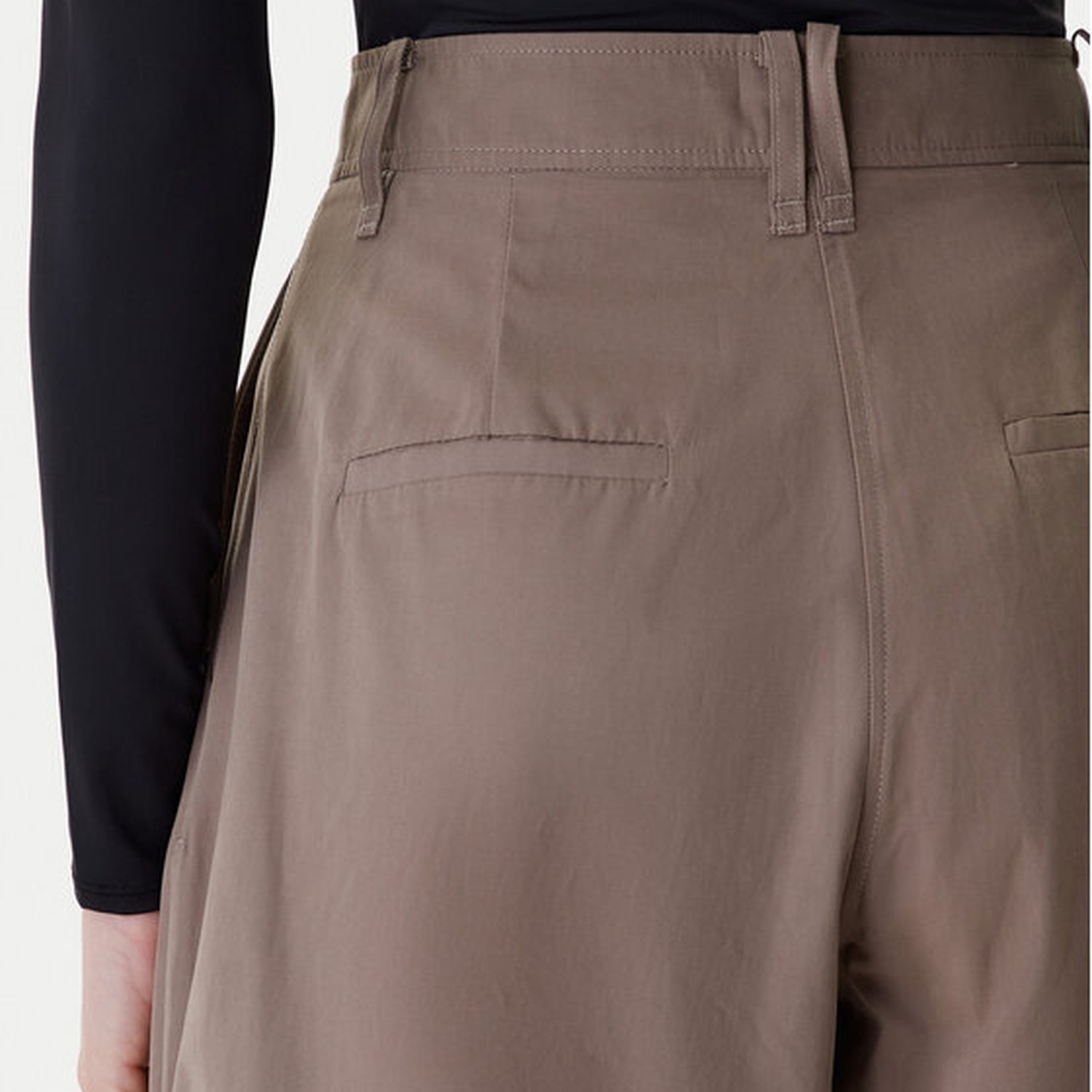 Γυναικείο Παντελόνι Carrot Leg με Πιέτες GUESS