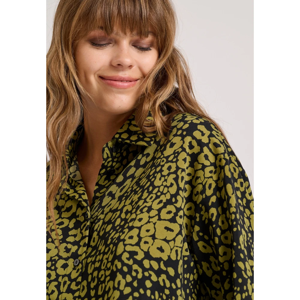 FUNKY BUDDHA Cropped πουκάμισο με all over τύπωμα