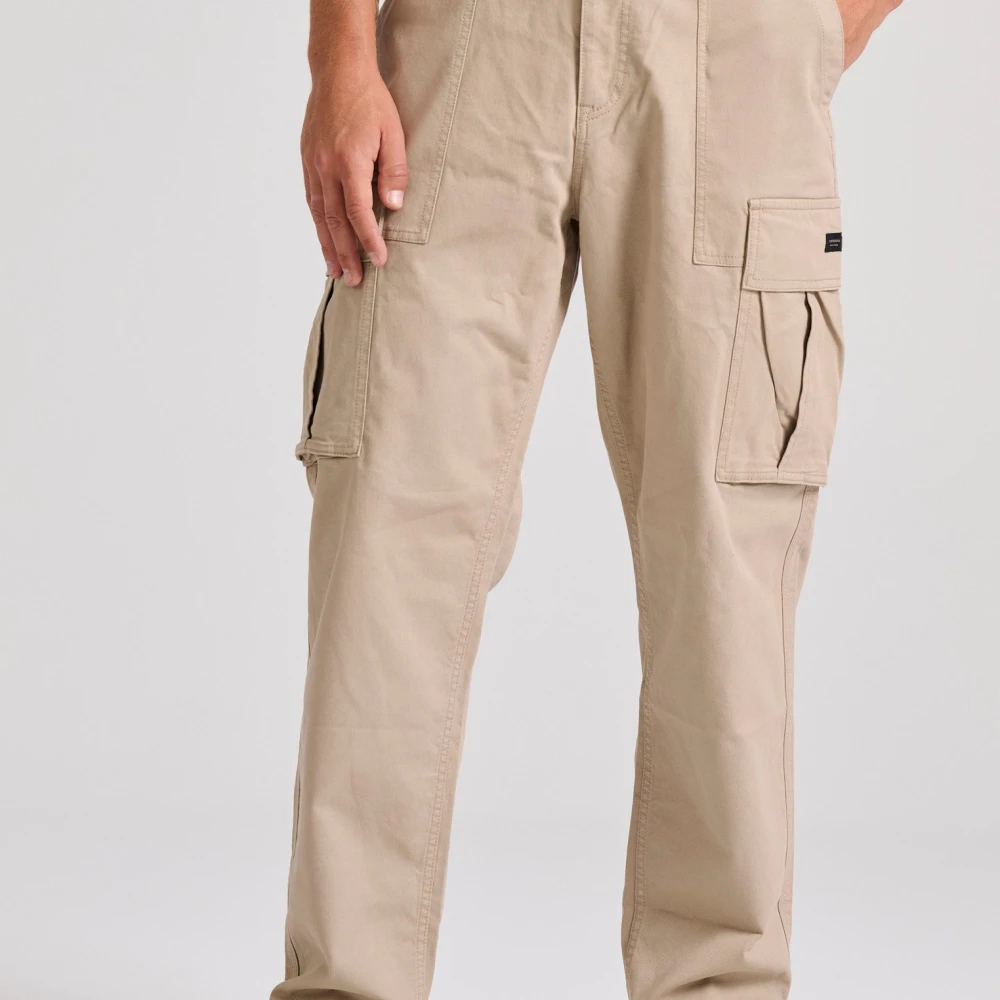 FUNKY BUDDHA Loose fit cargo παντελόνι σε micro ζακάρ ύφανση (d