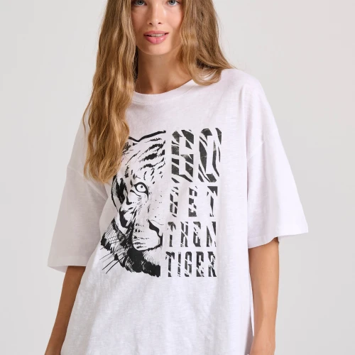 FUNKY BUDDHA Loose fit t-shirt με τύπωμα στο στήθος