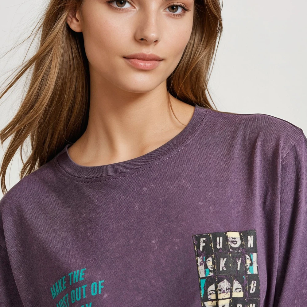 FUNKY BUDDHA Relaxed fit garment dyed t-shirt με τύπωμα στην πλ