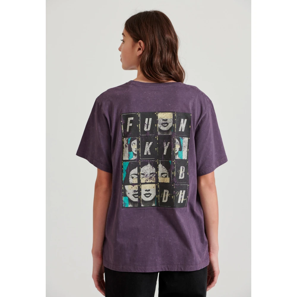 FUNKY BUDDHA Relaxed fit garment dyed t-shirt με τύπωμα στην πλ