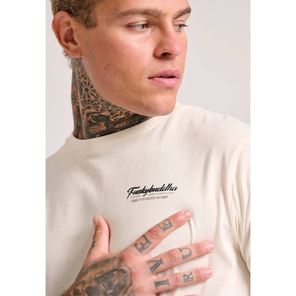FUNKY BUDDHA T-shirt με graphic τύπωμα στην πλάτη