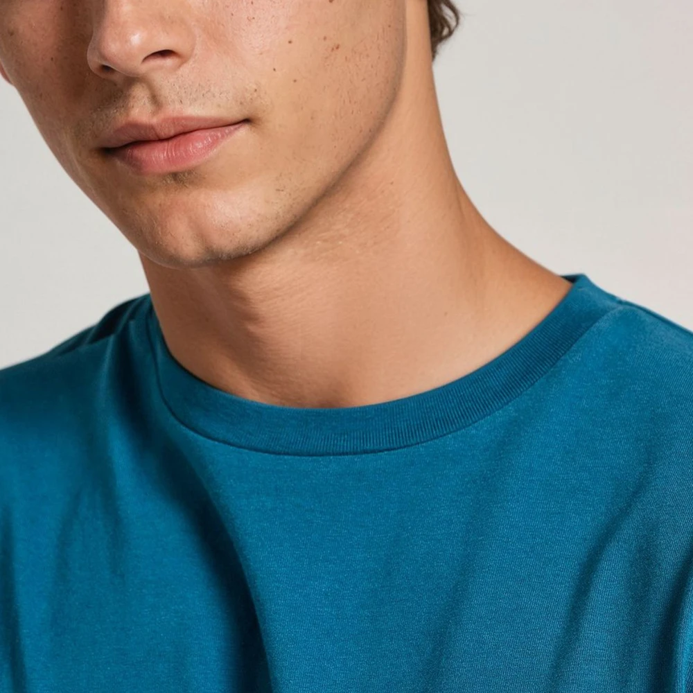 FUNKY BUDDHA T-shirt με λαιμόκοψη - The essentials