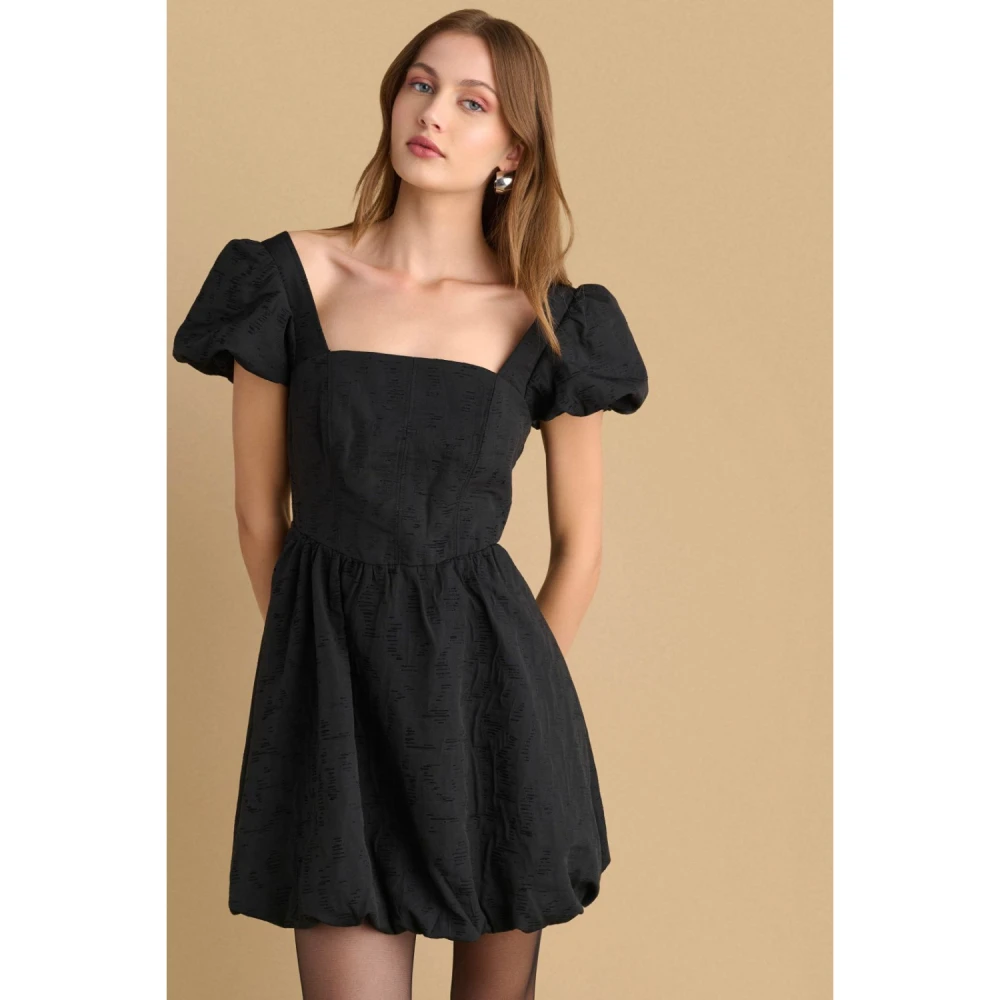 ATTRATTIVO Γυναικείο Φόρεμα Κοντό 92111818