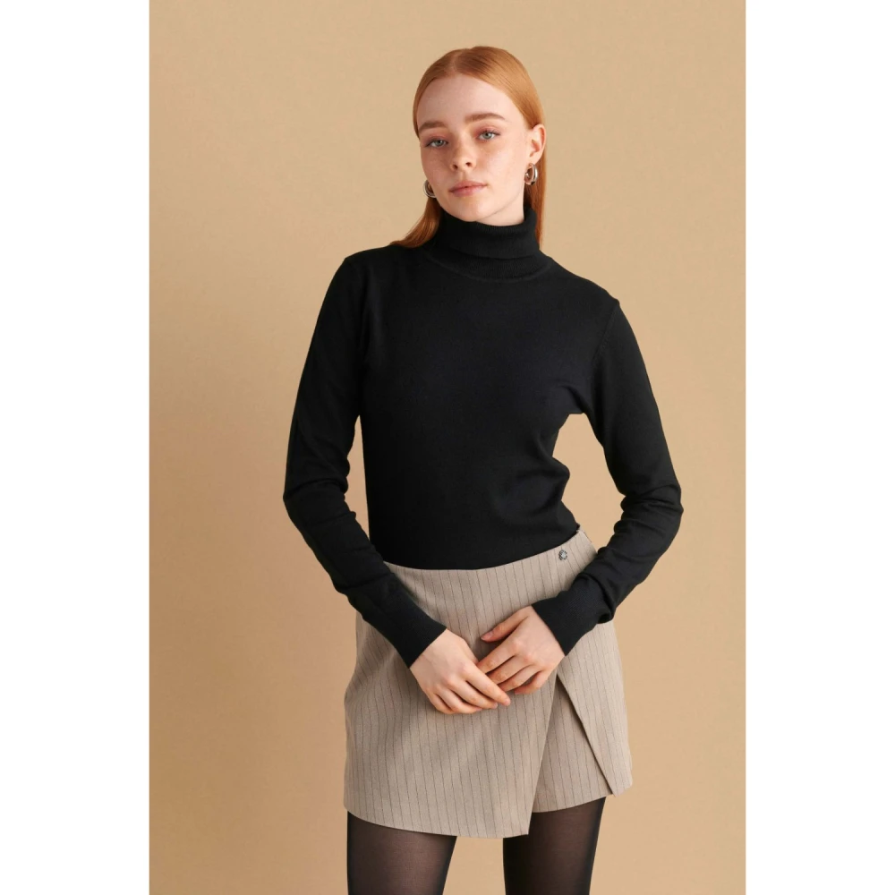 ATTRATTIVO Γυναικείο Σόρτς 9919573