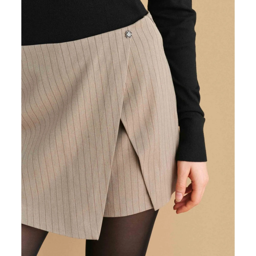 ATTRATTIVO Γυναικείο Σόρτς 9919573