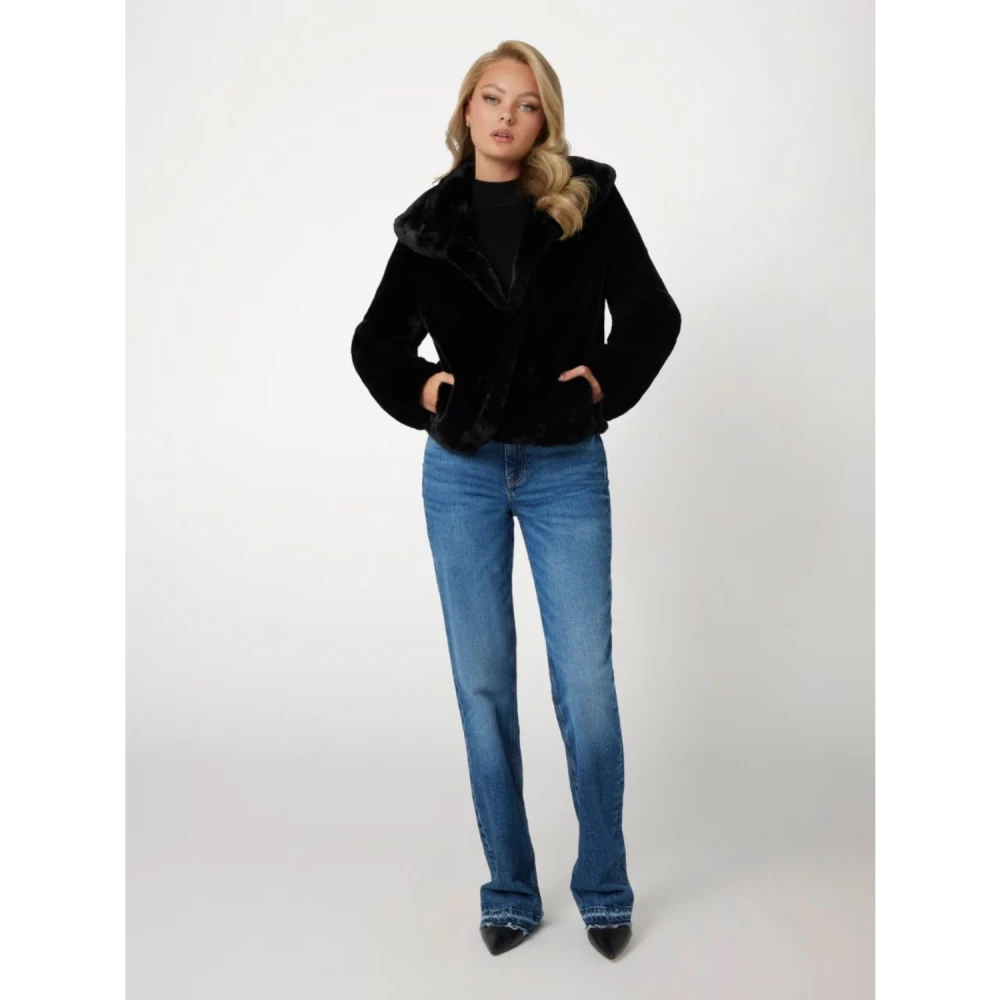 GUESS Γυναικείο Μπουφάν NEW SOPHY JACKET